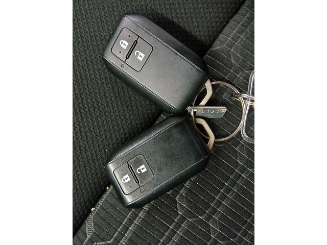 ワゴンＲスティングレー ハイブリッドＸ　４ＷＤ　衝突軽減ブレーキ　禁煙車　盗難防止装置　横滑り防止装置　誤発進抑制装置　シートヒーター　ミラーヒーター　ＬＥＤヘッドライト　プッシュスタート　スマートキー　アイドリングＳＴＯＰ（21枚目）