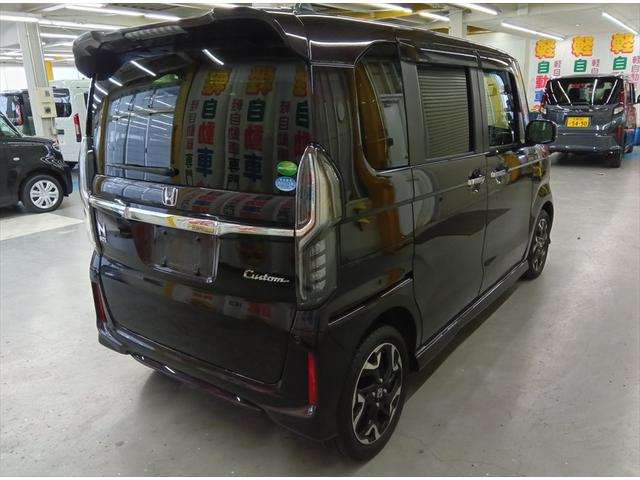 Ｎ－ＢＯＸカスタム Ｇ・Ｌターボホンダセンシング　ターボ　Ｂｌｕｅｔｏｏｔｈ　社外フルセグナビＴＶ　衝突軽減ブレーキ　バックカメラ　両側パワースライド　ＥＴＣ　禁煙車　アダプティブクルーズコントロール　盗難防止装置　ＬＥＤヘッドライト（6枚目）