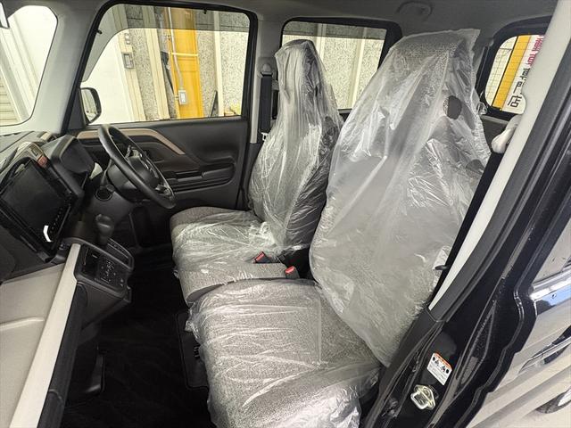 スペーシア ハイブリッドＧ　４ＷＤ　届出済未使用車　衝突軽減ブレーキ　Ｂｌｕｅｔｏｏｔｈ　全周囲カメラ　バックカメラ　純正フルセグナビＴＶ　シートヒーター　ミラーヒーター　障害物センサー　盗難防止装置　誤発進抑制装置（9枚目）