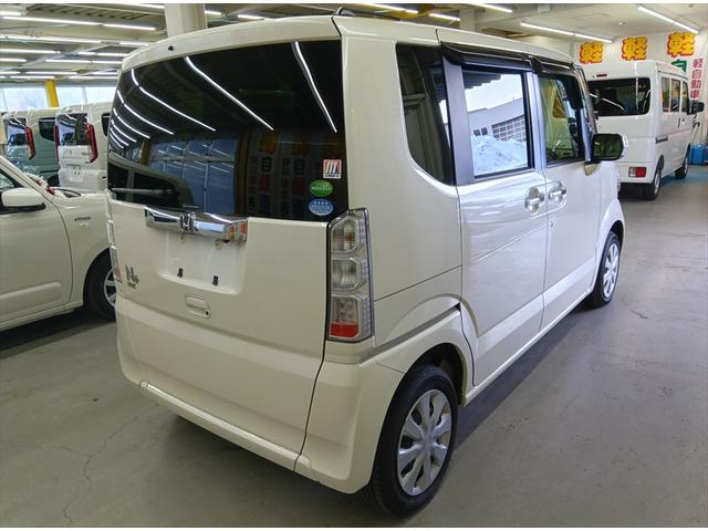 Ｎ－ＢＯＸ＋ Ｇ・Ｌパッケージ　４ＷＤ　バックカメラ　純正ワンセグナビＴＶ　片側パワースライド　ＥＴＣ　禁煙車　福祉車両　横滑り防止装置　盗難防止装置　シートヒーター　ミラーヒーター　スマートキー（3枚目）