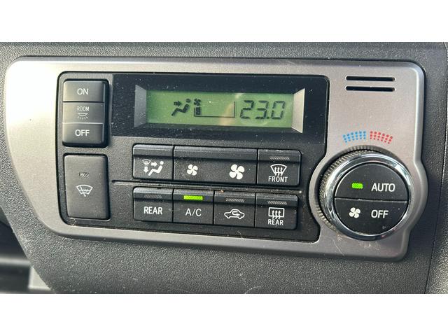 ハイエースワゴン ＧＬ　４ＷＤ　１０人乗　衝突被害軽減ＴＳＳ　Ｐ／Ｓ　電動格納メッキドアミラ　アルパイン１１型ＳＤナビ　フルセグＴＶ　パノラミックビュー　ＨＤＭＩ　社外ＬＥＤヘッドライト　ローダウン　エンスタ　ＥＴＣ　寒冷地（30枚目）