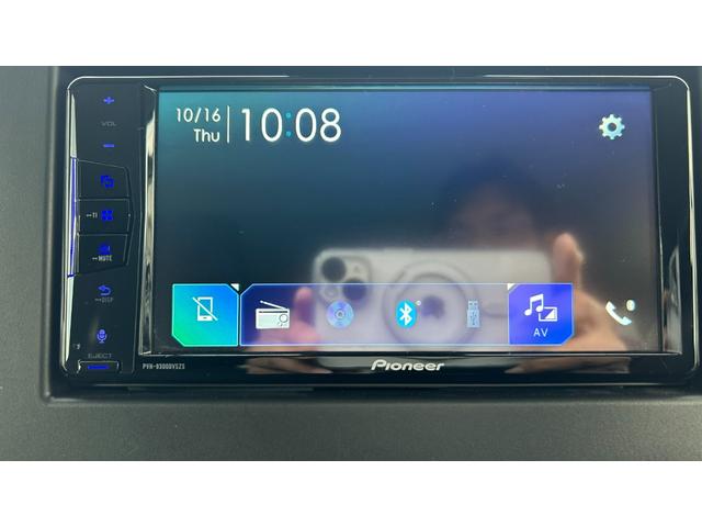 ジムニー ＸＬ　４ＷＤ　マニュアル５ＭＴ　衝突被害軽減ブレーキ　オートエアコン　ディスプレイオーディオＣＤ／ＤＶＤ／ＵＳＢプレイヤー　スマートキー　運転席・助手席シートヒーター　夏冬タイヤあり　ワンオーナー　禁煙車（20枚目）