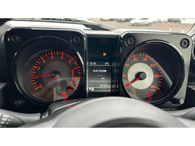 ジムニー ＸＬ　４ＷＤ　マニュアル５ＭＴ　衝突被害軽減ブレーキ　オートエアコン　ディスプレイオーディオＣＤ／ＤＶＤ／ＵＳＢプレイヤー　スマートキー　運転席・助手席シートヒーター　夏冬タイヤあり　ワンオーナー　禁煙車（29枚目）