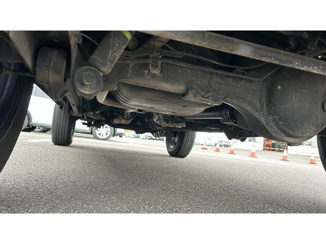 ジムニー ＸＬ　４ＷＤ　マニュアル５ＭＴ　衝突被害軽減ブレーキ　オートエアコン　ディスプレイオーディオＣＤ／ＤＶＤ／ＵＳＢプレイヤー　スマートキー　運転席・助手席シートヒーター　夏冬タイヤあり　ワンオーナー　禁煙車（33枚目）