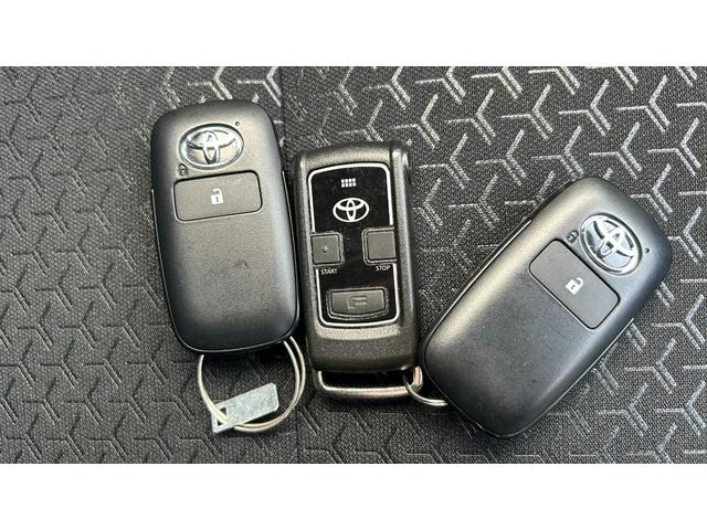 ライズ Ｚ　４ＷＤ　ＳＡ３　ＢＳＭ　ＬＥＤヘッドライト　ディスプレイオーディオ　フルセグＴＶ　パノラミックビューモニター　スマートキー＆純正エンスタ　運転席・助手席シートヒーター　クルコン　ワンオーナー　寒冷地（32枚目）