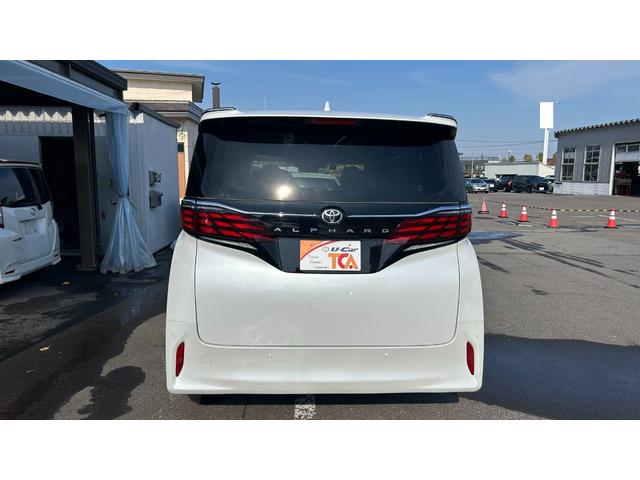 アルファード Ｚ　４ＷＤ　ＴＳＳ　１４型ＤＡ　１２．１型後席モニター　ＨＤＭＩ　パノラミックビューモニター　デジタルインナーミラー　置くだけ充電　ユニバーサルステップ　夏タイヤ純正１８ＡＷ　ワンオーナー　寒冷地　禁煙車（7枚目）