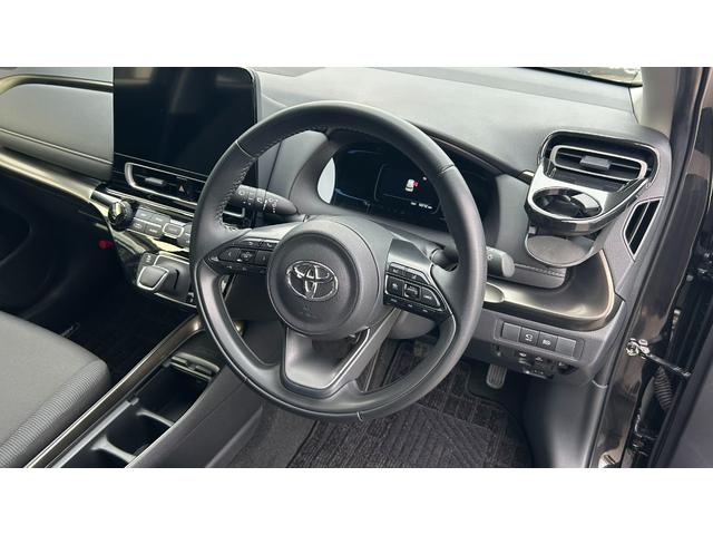 アクア Z E-Four TSS LEDヘッドライト BSM 10.5インチDA フルセグTV Bluetooth パノラミックビューモニター 夏冬アルミホイール AC100V/1500Wコンセント 寒冷地仕様(17枚目)