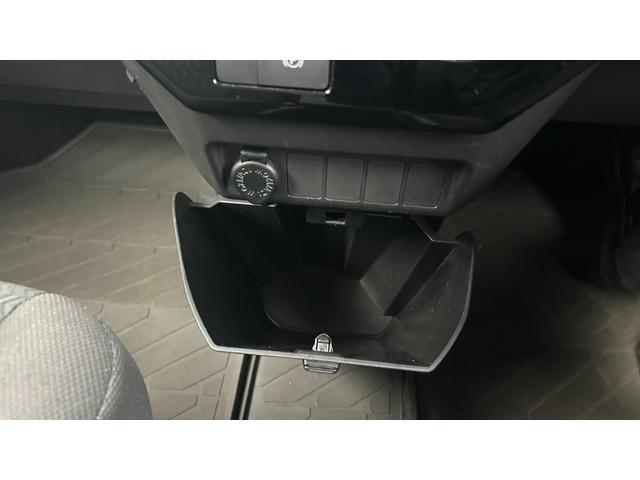 トール カスタムG 4WD SA3 LEDヘッドライト 9インチSDナビ フルセグTV Bluetooth バックモニター スマートキー&純正エンスタ 両側電動スライドドア ドライブレコーダー 夏冬AW 寒冷地仕様(26枚目)
