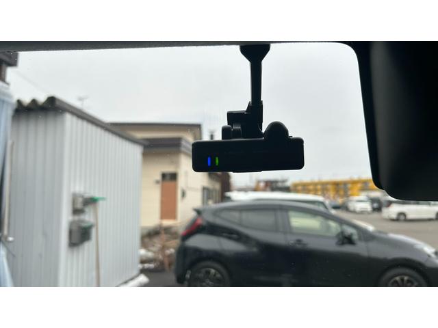 トール カスタムG 4WD SA3 LEDヘッドライト 9インチSDナビ フルセグTV Bluetooth バックモニター スマートキー&純正エンスタ 両側電動スライドドア ドライブレコーダー 夏冬AW 寒冷地仕様(31枚目)