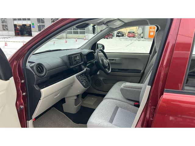 パッソ X S 4WD SA2 横滑り防止 トラクションコントロール 純正CDチューナー ワイヤレスドアロック 運転席シートヒーター ワンオーナー 寒冷地仕様 禁煙車(10枚目)