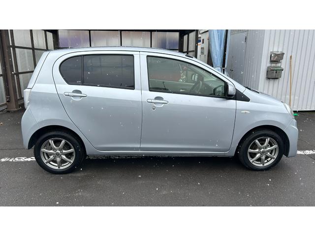 ミライース Xf SA 4WD スマートアシスト 純正CDチューナー ワイヤレスドアロック 純正エンジンスターター ETC(5枚目)