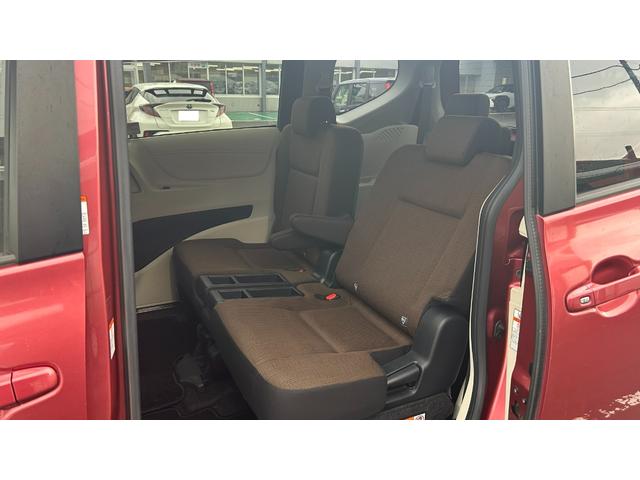 シエンタ Ｇ　４ＷＤ　６人乗り　両側Ｐ／Ｓ　トヨタセーフティーセンスＣ　ナビレディＰＫＧ　純正ワンセグナビ　バックガイドモニター　スマートキー＆純正エンスタ　ＥＴＣ　ドライブレコーダー前後　ワンオーナー　寒冷地仕様（12枚目）