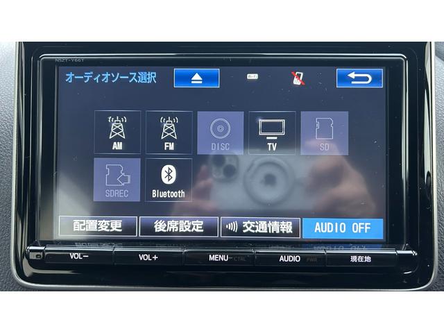 ノア Ｓｉ　４ＷＤ　７人乗り　ＴＳＳＣ　ＬＥＤヘッドライト　純正９インチＳＤナビ　バックガイドモニター　１２．１型後席モニター　ＥＴＣ　クルコン　両側電動スライドドア　キー一体型エンスタ　ワンオーナー　寒冷地仕様（26枚目）