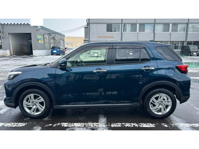 ライズ Ｇ　スマートアシスＬＥＤヘッドライ　純正フルセグナビ　バックガイドモニター　スマートキー＆純正エンジンスターター　運手席・助手席シートヒーター　夏タイヤ純正１６ＡＷ　ブラインドスポットモニター（9枚目）