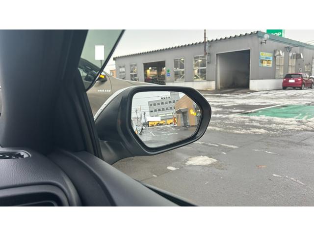 ヤリス Ｘ　ＴＳＳ　マニュアル車ＦＦ　ディスプレイオーディオ　バックガイドモニター　スマートキー　ドライブレコーダー前後（30枚目）