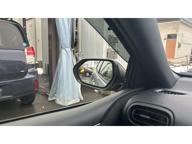 ヤリス Ｘ　ＴＳＳ　マニュアル車ＦＦ　ディスプレイオーディオ　バックガイドモニター　スマートキー　ドライブレコーダー前後（31枚目）