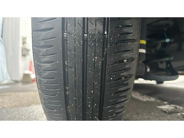 ヤリス Ｘ　ＴＳＳ　マニュアル車ＦＦ　ディスプレイオーディオ　バックガイドモニター　スマートキー　ドライブレコーダー前後（33枚目）