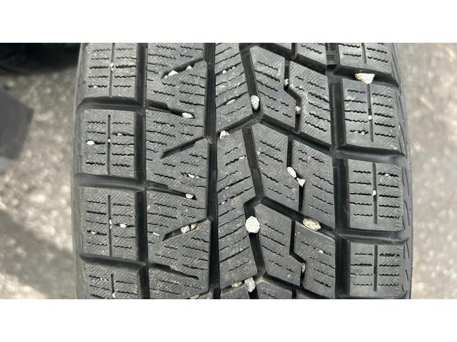 ヤリス Ｘ　ＴＳＳ　マニュアル車ＦＦ　ディスプレイオーディオ　バックガイドモニター　スマートキー　ドライブレコーダー前後（34枚目）