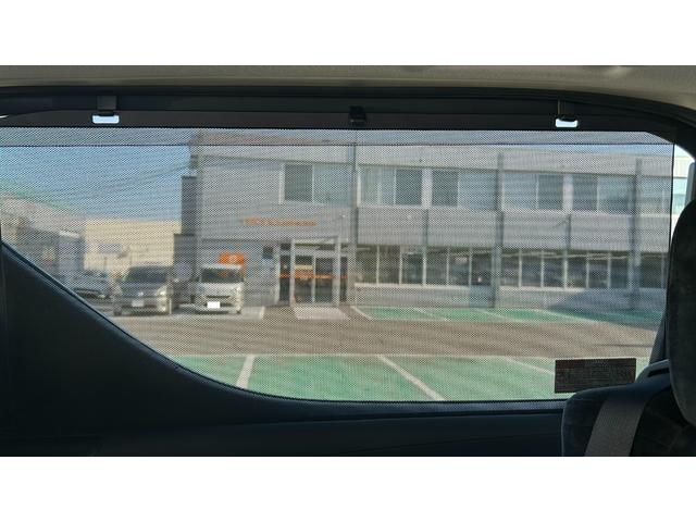 ヴェルファイアハイブリッド ＺＲ　４ＷＤ　ＬＥＤヘッドライト　アルパイン製１０インチフルセグナビ　フルセグＴＶ　バックガイドモニター　後席モニター　ＥＴＣ　クルコン　キー一体型エンスタ　両側電動スライドドア　１５００Ｗコンセント（13枚目）