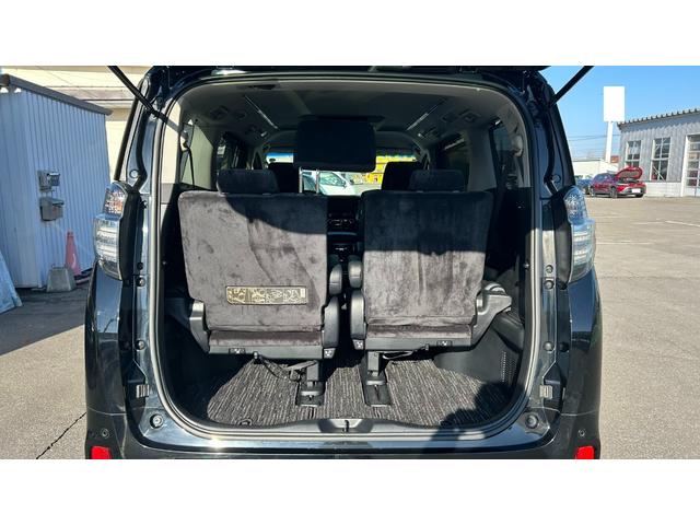 ヴェルファイアハイブリッド ＺＲ　４ＷＤ　ＬＥＤヘッドライト　アルパイン製１０インチフルセグナビ　フルセグＴＶ　バックガイドモニター　後席モニター　ＥＴＣ　クルコン　キー一体型エンスタ　両側電動スライドドア　１５００Ｗコンセント（17枚目）