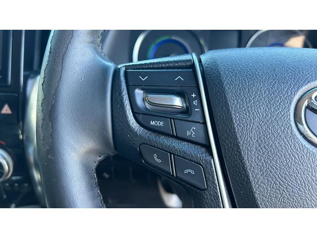 ヴェルファイアハイブリッド ＺＲ　４ＷＤ　ＬＥＤヘッドライト　アルパイン製１０インチフルセグナビ　フルセグＴＶ　バックガイドモニター　後席モニター　ＥＴＣ　クルコン　キー一体型エンスタ　両側電動スライドドア　１５００Ｗコンセント（23枚目）