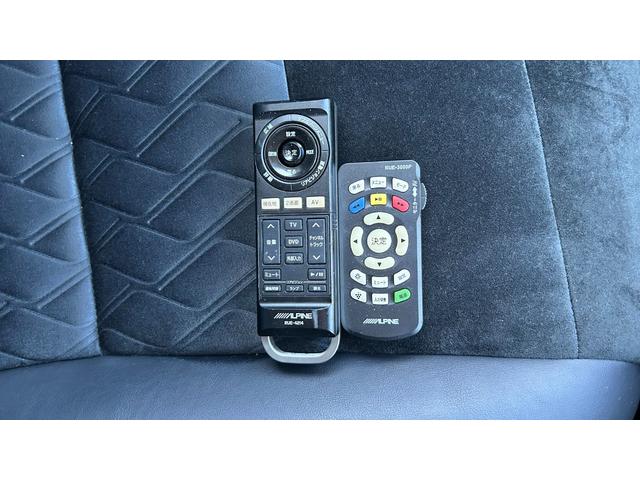 ヴェルファイアハイブリッド ＺＲ　４ＷＤ　ＬＥＤヘッドライト　アルパイン製１０インチフルセグナビ　フルセグＴＶ　バックガイドモニター　後席モニター　ＥＴＣ　クルコン　キー一体型エンスタ　両側電動スライドドア　１５００Ｗコンセント（33枚目）