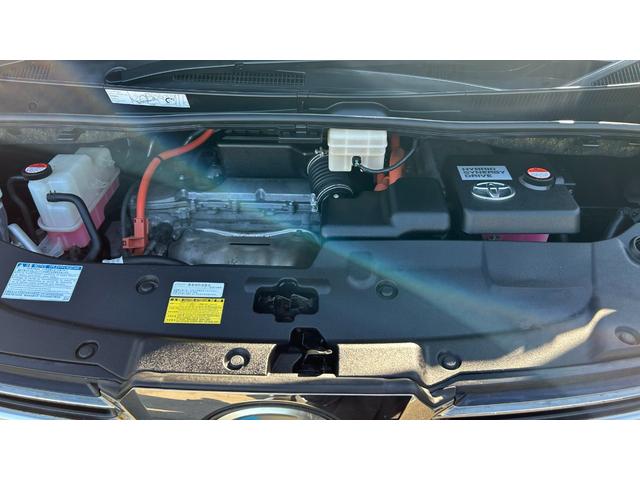 ヴェルファイアハイブリッド ＺＲ　４ＷＤ　ＬＥＤヘッドライト　アルパイン製１０インチフルセグナビ　フルセグＴＶ　バックガイドモニター　後席モニター　ＥＴＣ　クルコン　キー一体型エンスタ　両側電動スライドドア　１５００Ｗコンセント（44枚目）