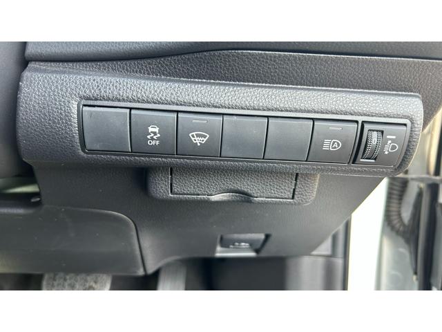 カローラ ハイブリッド　Ｓ　Ｅ－Ｆｏｕｒ　ＴＳＳ　ディスプレイオーディオ　エントリーナビキット　バックガイドモニター　Ｂｌｕｅｔｏｏｔｈ　スマートキー＆純正エンスタ　ＥＴＣ　クルコン　ＬＥＤヘッドライト　ＡＷ　ワンオーナ　寒冷地（19枚目）