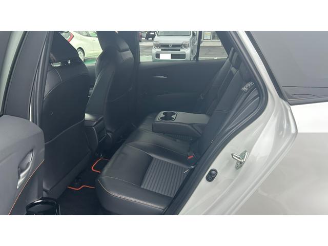 カローラツーリング ハイブリッド　ダブルバイビー５０ミリオンエディション　Ｅ－Ｆｏｕｒ　特別仕様車　ＴＳＳ　ディスプレイオーディオ　バックガイドモニター　ＥＴＣ　クルコン　スマートキー　純正エンスタ　ＬＥＤヘッドライト　ＢＳＭ　夏冬ＡＷ　ワンオーナー　寒冷地仕様（12枚目）