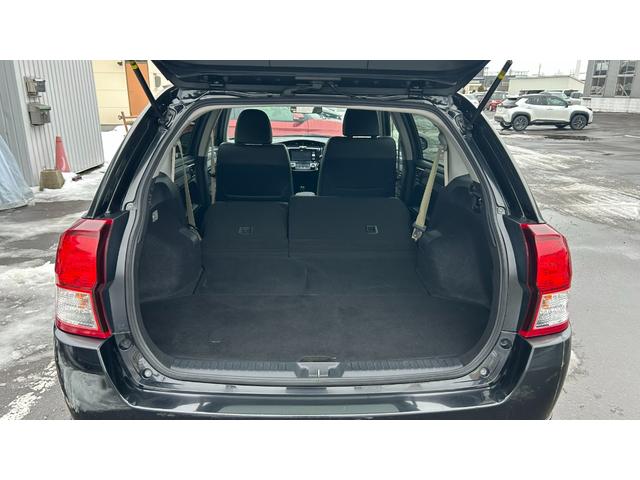 カローラフィールダー ハイブリッドＧ　エアロツアラー・ダブルバイビー　スマートエントリー＆スタートシステム　社外ＳＤナビ　フルセグＴＶ　Ｂｌｕｅｔｏｏｔｈ　エンジンスターター　ＥＴＣ　夏冬アルミホイール　寒冷地仕様　ワンオーナー（15枚目）