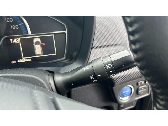 カローラフィールダー ハイブリッドＧ　エアロツアラー・ダブルバイビー　スマートエントリー＆スタートシステム　社外ＳＤナビ　フルセグＴＶ　Ｂｌｕｅｔｏｏｔｈ　エンジンスターター　ＥＴＣ　夏冬アルミホイール　寒冷地仕様　ワンオーナー（19枚目）