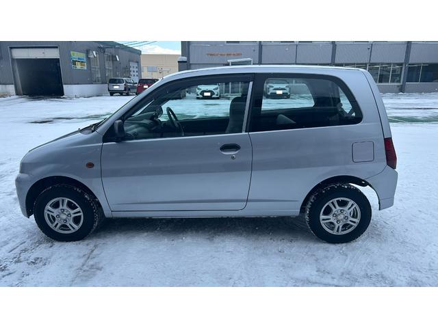 ミニカ ライラ　４ＷＤ　運転席シートヒーター（9枚目）