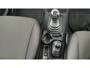 ＸＬ　４ＷＤ　マニュアル５ＭＴ　衝突被害軽減ブレーキ　オートエアコン　ディスプレイオーディオＣＤ／ＤＶＤ／ＵＳＢプレイヤー　スマートキー　運転席・助手席シートヒーター　夏冬タイヤあり　ワンオーナー　禁煙車（26枚目）