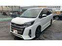 ノア Ｓｉ　４ＷＤ　７人乗り　ＴＳＳＣ　ＬＥＤヘッドライト　純正９インチＳＤナビ　バックガイドモニター　１２．１型後席モニター　ＥＴＣ　クルコン　両側電動スライドドア　キー一体型エンスタ　ワンオーナー　寒冷地仕様（2枚目）