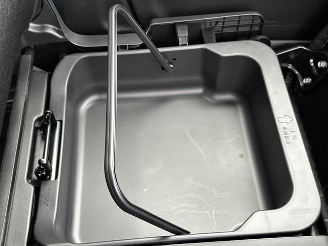 スペーシア ギア　ハイブリッドＸＺターボ　４ＷＤ☆全方位モニター付ナビ☆（26枚目）