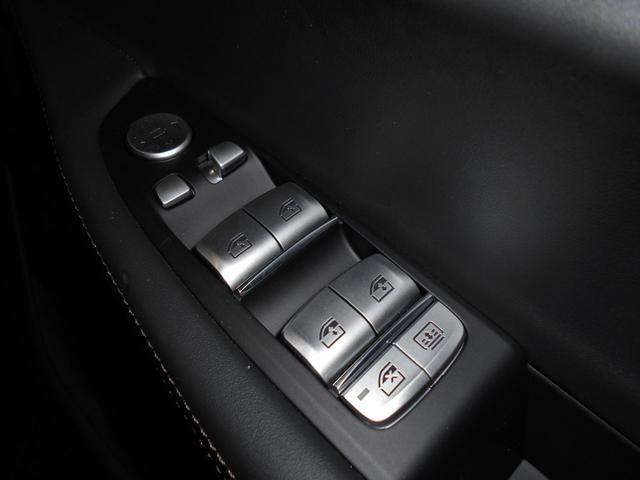 740d xDrive Mスポーツ 4WD レザーサンルーフ(11枚目)