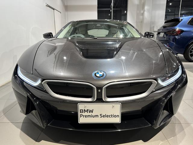 BMW i8 BASE GRADE
