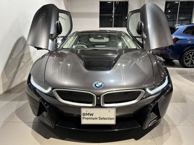 BMW i8 BASE GRADE