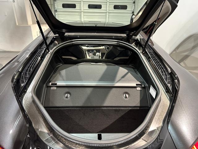 BMW i8 BASE GRADE