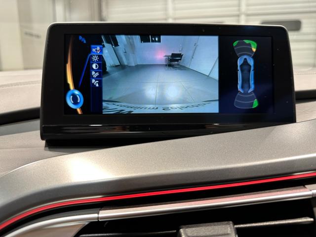 BMW i8 BASE GRADE