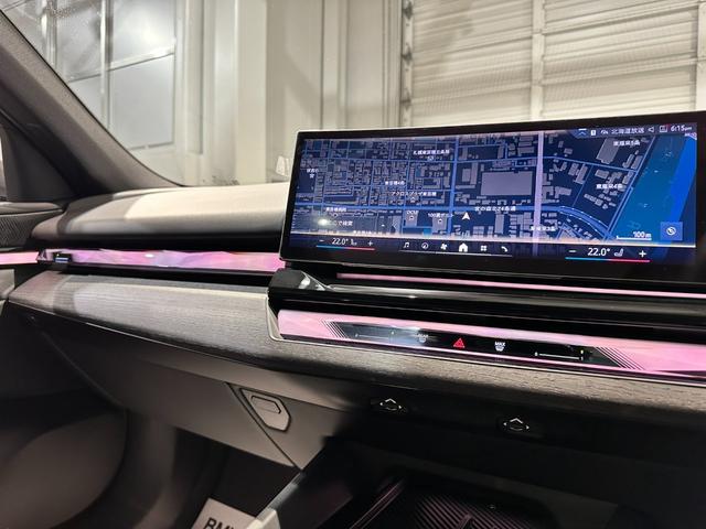 ５シリーズ ５２３ｄ　ｘＤｒｉｖｅツーリング　Ｍスポーツ　４ＷＤディーゼル　セレクトパッケージ　パノラマガラスＳＲ　リアサンプロテクションガラス　ＨＩＦＩスピーカー　コンフォートドライビングパッケージ　２０インチ　Ｍスポーツプロ　弊社グループデモカー２年保証（41枚目）
