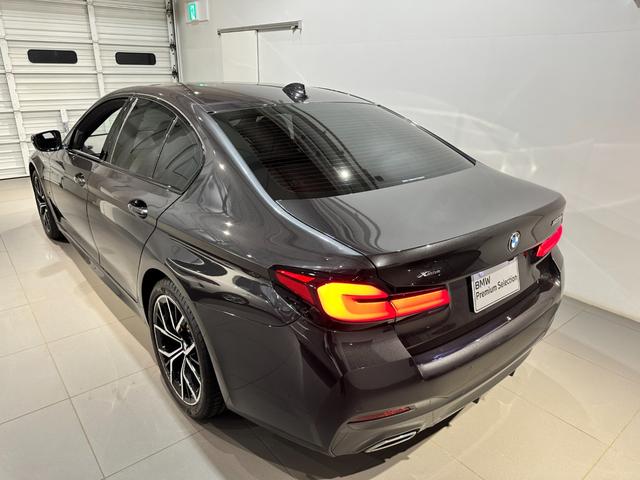 5シリーズ 523d xDriveMスポーツエディションジョイ+ 4WD ディーゼルターボ レザーシート 前席シートヒーター LEDヘッドライト ナビゲーション 地デジチューナー リアカメラ 19インチアロイホイール 認定中古車 2年保証(13枚目)