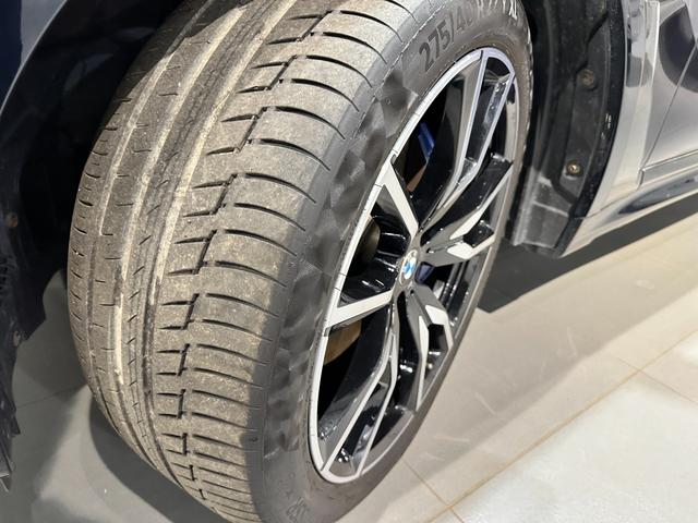 Ｘ７ ｘＤｒｉｖｅ　３５ｄ　Ｍスポーツ　４ＷＤ　ディーゼルターボ　Ｍスポーツ　インテグレイテッドアクティブステアリング　スカイラウンジパノラマルーフ　２列目コンフォートシート　２２インチアロイ　ワンオーナー　認定中古車　２年保証（46枚目）
