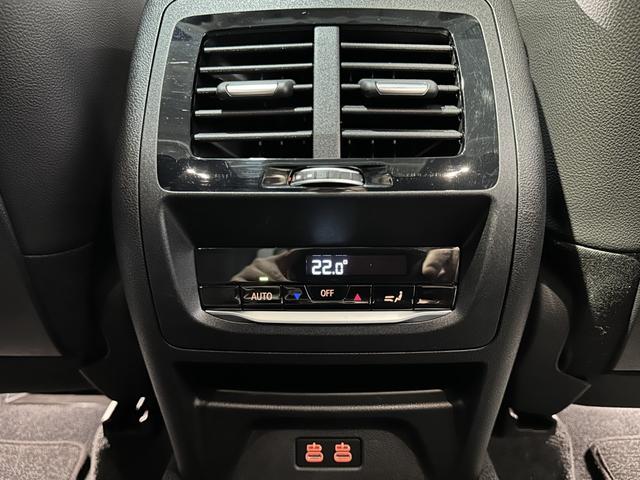 X3 xDrive 20d Mスポーツ ディーゼルターボ 4WD Mスポーツ セレクトパッケージ パノラマサンルーフ リアサイドローラーブラインド ハーマンカードンスピーカー 19インチアロイ ワンオーナー 認定中古車 2年保証(22枚目)