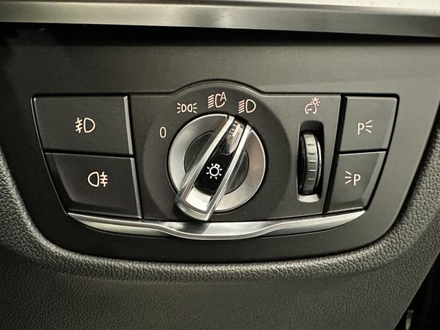 X3 xDrive 20d Mスポーツ ディーゼルターボ 4WD Mスポーツ セレクトパッケージ パノラマサンルーフ リアサイドローラーブラインド ハーマンカードンスピーカー 19インチアロイ ワンオーナー 認定中古車 2年保証(30枚目)