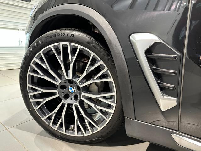 Ｘ５ ｘＤｒｉｖｅ　３５ｄ　エディションＸ　ディーゼルターボ　４ＷＤ　レザーシート　レザーシート　パノラマガラスサンルーフ　アダプティブＬＥＤヘッドライト　４輪アダプティブエアサスペンション　２２インチアロイ　弊社デモカー　認定中古車　２年保証（6枚目）