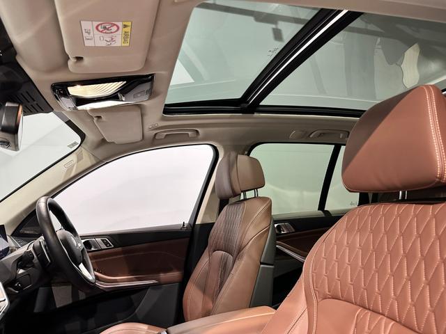 Ｘ５ ｘＤｒｉｖｅ　３５ｄ　エディションＸ　ディーゼルターボ　４ＷＤ　レザーシート　レザーシート　パノラマガラスサンルーフ　アダプティブＬＥＤヘッドライト　４輪アダプティブエアサスペンション　２２インチアロイ　弊社デモカー　認定中古車　２年保証（8枚目）