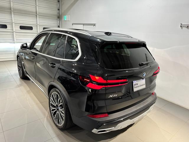 Ｘ５ ｘＤｒｉｖｅ　３５ｄ　エディションＸ　ディーゼルターボ　４ＷＤ　レザーシート　レザーシート　パノラマガラスサンルーフ　アダプティブＬＥＤヘッドライト　４輪アダプティブエアサスペンション　２２インチアロイ　弊社デモカー　認定中古車　２年保証（17枚目）