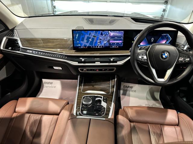 Ｘ５ ｘＤｒｉｖｅ　３５ｄ　エディションＸ　ディーゼルターボ　４ＷＤ　レザーシート　レザーシート　パノラマガラスサンルーフ　アダプティブＬＥＤヘッドライト　４輪アダプティブエアサスペンション　２２インチアロイ　弊社デモカー　認定中古車　２年保証（30枚目）