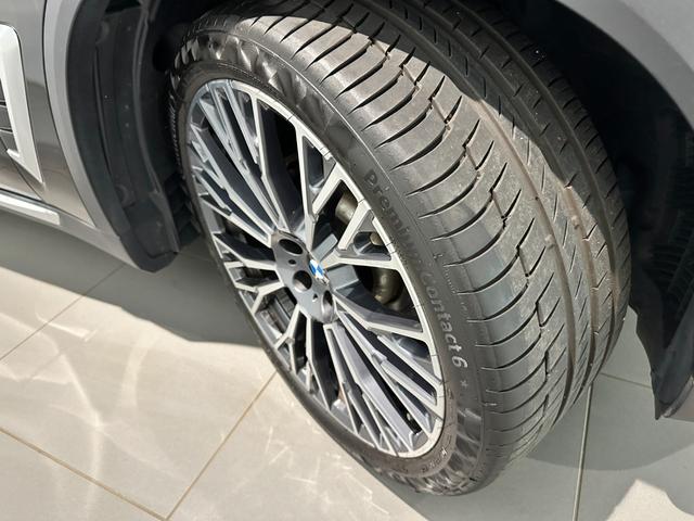 Ｘ５ ｘＤｒｉｖｅ　３５ｄ　エディションＸ　ディーゼルターボ　４ＷＤ　レザーシート　レザーシート　パノラマガラスサンルーフ　アダプティブＬＥＤヘッドライト　４輪アダプティブエアサスペンション　２２インチアロイ　弊社デモカー　認定中古車　２年保証（53枚目）